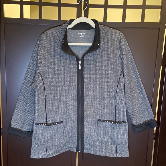 Allison Daley jacket - Picture 3 of 9